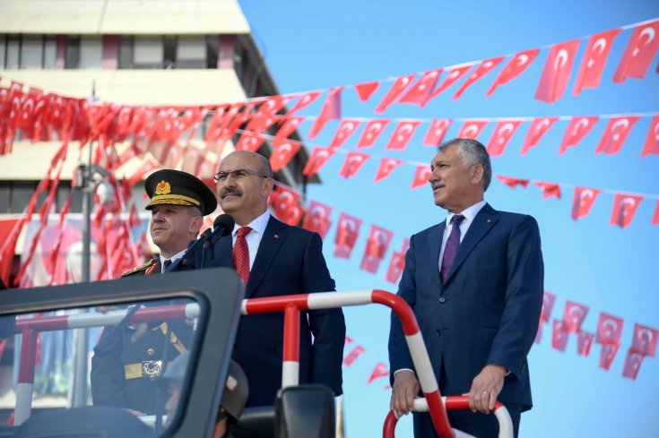 Zeydan Karalar: “Cumhuriyet Bayramımız kutlu olsun!”