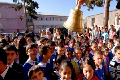 18 milyon öğrenci için ders zili çaldı