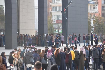 387 kişinin alınacağı iş için sonu olmayan kuyruk