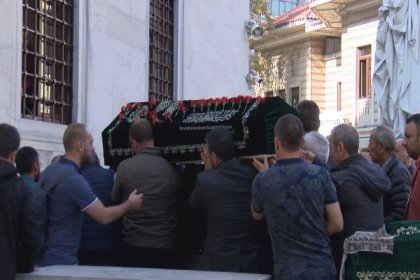 Adliyede intihar eden yazar Seray Şahiner’in eşi İbrahim Özkan son yolculuğuna uğurlandı