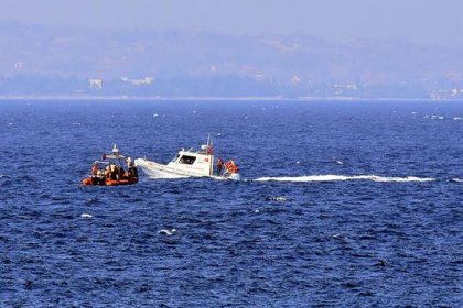 Bodrum'da kaçak göçmen botu battı: 3 kayıp