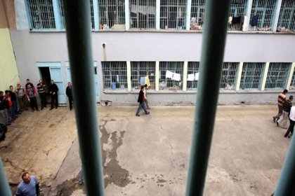 Cezaevlerinde din ve ahlak dersi verilecek, koğuşlarda dini sohbetler yapılacak!