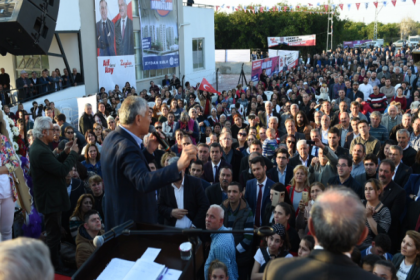 CHP'nin Adana Büyükşehir adayı Zeydan Karalar: Adanalıyı çok büyük hizmetlerle buluşturacağız