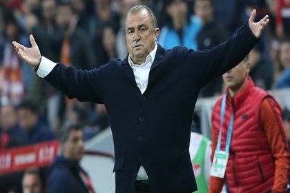 Fatih Terim, TFF'den kazandığı 5.2 milyon TL'lik tazminatı Çocuk Esirgeme Kurumu'na bağışladı