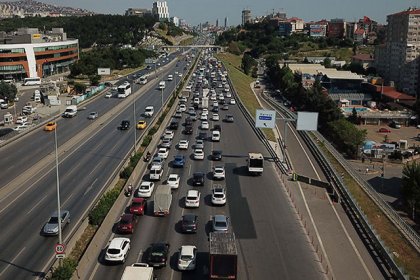 İstanbul trafiğinde tatil yoğunluğu başladı