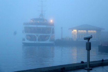 İstanbul'da deniz ulaşımına sis engeli: Tüm seferler iptal