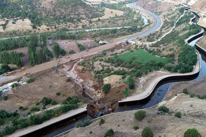 Sivas'ta HES kanalı patladı, araçlar sürüklendi: 6 yaralı