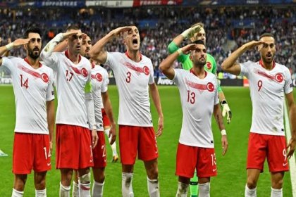 UEFA, Fransa-Türkiye maçıyla ilgili soruşturma başlattı