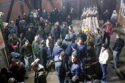 Zonguldak'ta maden işçilerinden ocaktan çıkmama eylemi