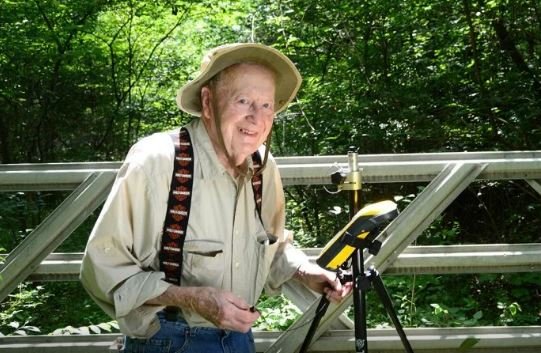 102 yaşındaki ABD'li adam sonunda emeklilik kararı aldı: 'Emekliliğimi okuyarak ve çiftçilik yaparak geçirmeyi planlıyorum'