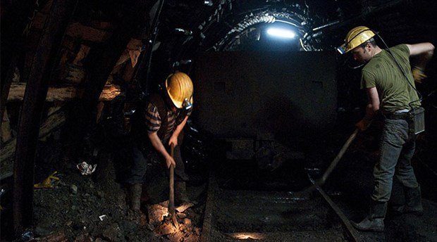 4 Aralık Dünya Madenciler Günü: Madenciler, iş güvenliğinin alınmadığı koşullarda çalışmak zorunda bırakılıyor 4 Aralık Dünya Madenciler Günü: Madenciler, iş güvenliğinin alınmadığı koşullarda çalışmak zorunda bırakılıyor