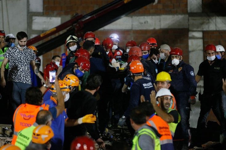 6.6'lık İzmir depreminden sonra 833 artçı sarsıntı yaşandı; 44 vatandaşımız hayatını kaybetti, 896 yaralanan vatandaşımızın 667'i taburcu oldu