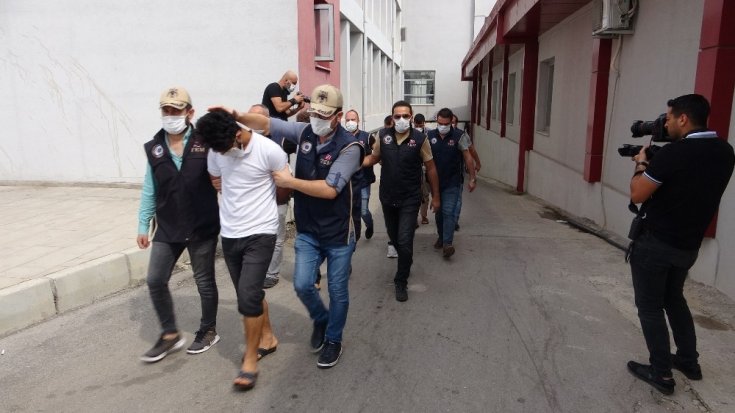 Adana’da IŞİD'in 'uyuyan hücrelerine' operasyon: 5 tutuklama