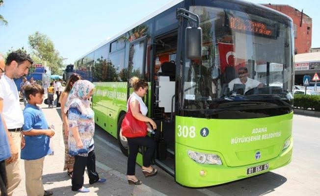 Adana'nın kurtuluş gününde metro ve belediye otobüsleri ücretsiz