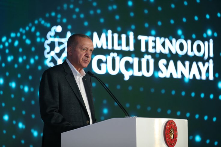 AKP Genel Başkanı ve Cumhurbaşkanı Erdoğan; “Salgın etkisini yitirip taşlar yerine oturdukça, Türk ekonomisi yeni rekorlara koşmaya devam edecektir”