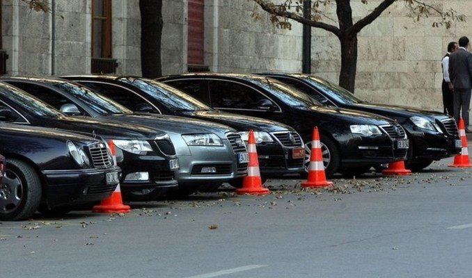 AKP’li belediyelerin kiraladığı lüks araçlar Sayıştay raporlarında