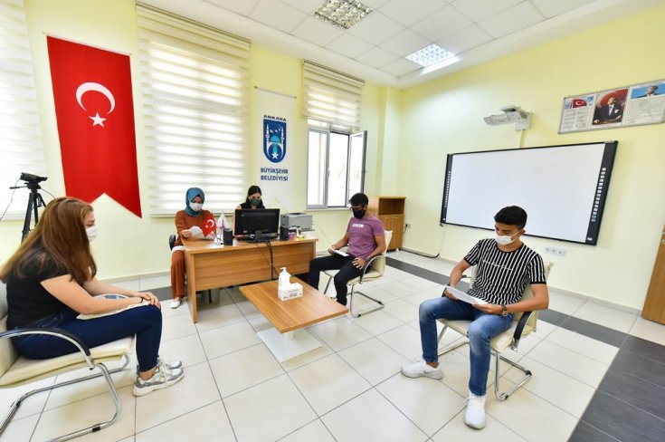 Ankara Büyükşehir Belediyesi'nden üniversite adaylarına tercih desteği başladı
