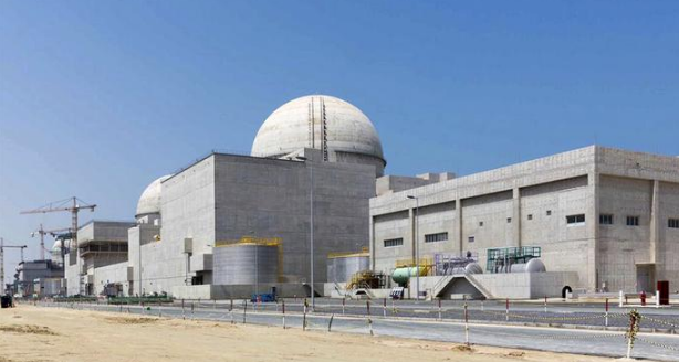 Arap dünyasının ilk nükleer santrali BAE’de devreye girdi