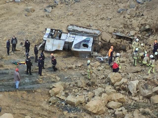 Arnavutköy'de taş ocağında göçük: 2 işçi yaşamını yitirdi