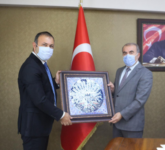 Avanos Belediye Başkanı İbaş, Nevşehir Milli Eğitim Müdürü Murat Demir'i ziyaret etti