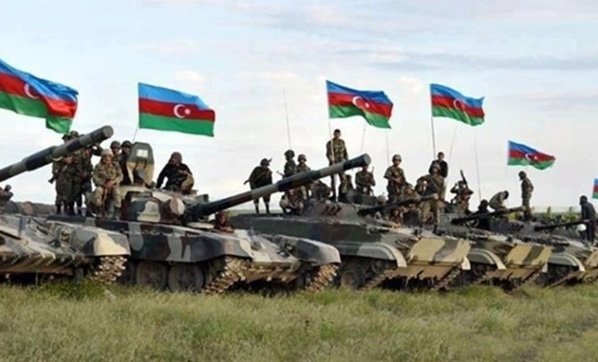 Azerbaycan: Dağlık Karabağ'da ordu birliklerinin ilerleyişi sürüyor