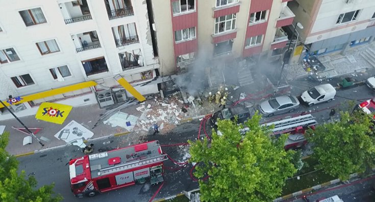 Bahçelievler'de tekstil atölyesinde patlama: 1 kişi öldü, 10 kişi yaralandı