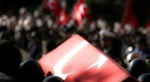 Barış Pınarı Harekat bölgesinde bombalı araç saldırısı sonucunda 3 asker şehit oldu