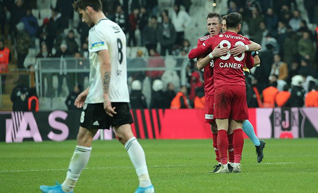 Beşiktaş – Demir Grup Sivasspor: 1-2