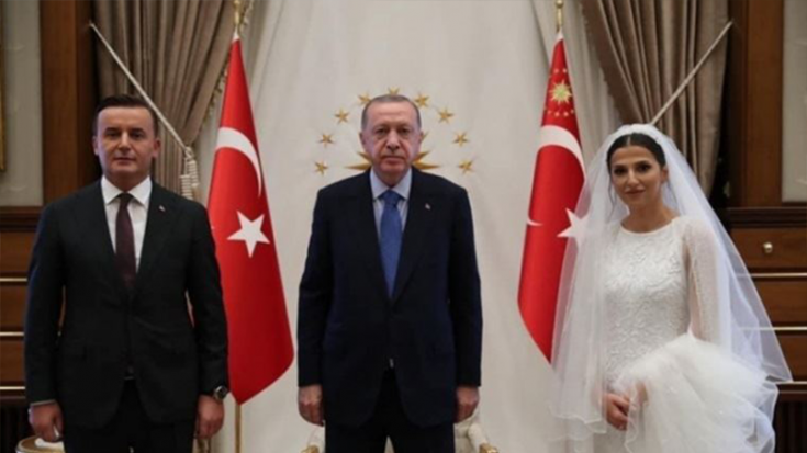 ‘Bodrum’da helikopterli tatil ve Sheraton düğünü’ ile tartışılan Ankara Başsavcısı nikâhtan sonra Erdoğan'ı ziyaret etti