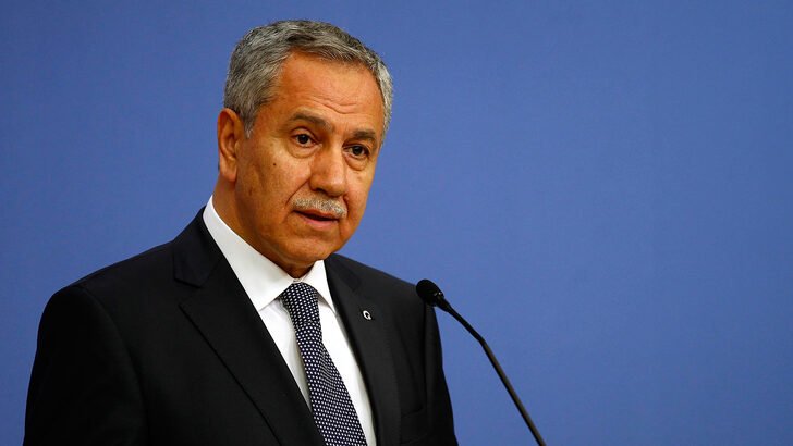 Bülent Arınç: Kavala'nın tutuklu kalmasına hayret ediyorum, Demirtaş da tahliye olabilir