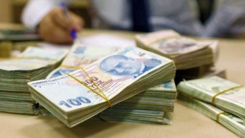 Bütçe mayısta 17.3 milyar lira açık verdi