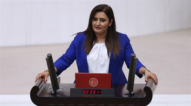 CHP'li Kılıç: 'Hamile olan kamu ve özel sektör çalışanları izinli sayılsın'