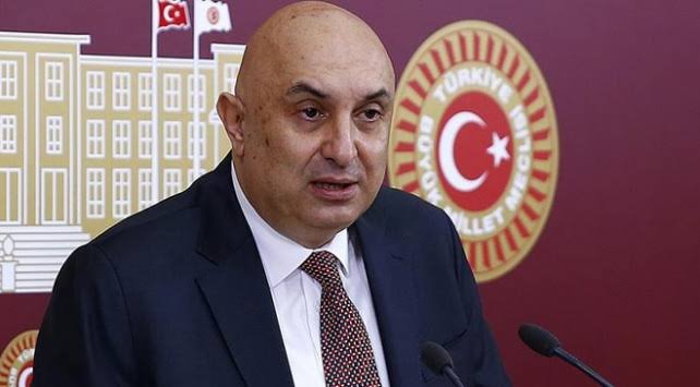 CHP'li Özkoç'tan Erdoğan'a sert sözler: Paraları sıfırlattığı çocuklarının birine bedelli, diğerine çürük raporu alıp, şehide kelle diyen kişi haysiyetsiz, şerefsizdir CHP'li Özkoç'tan Erdoğan'a sert sözler: Paraları sıfırlattığı çocuklarının birine bedelli, diğerine çürük raporu alıp, şehide kelle diyen kişi haysiyetsiz, şerefsizdir
