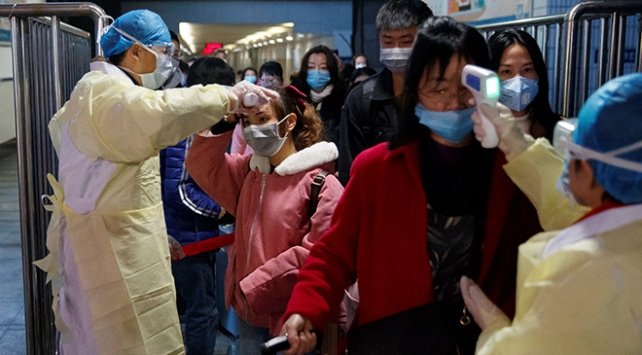 Çin'de koronavirüsten ölenlerin sayısı 2 bini geçti