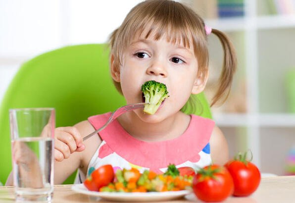 Çocuklarda güçlü bağışıklık sistemi İçin 9 beslenme önerisi