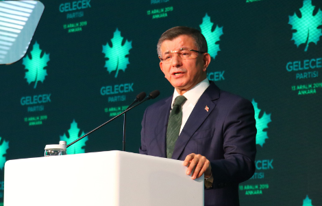 Davutoğlu: Bahçeli, AK Parti’nin ekonomik enkazından kendisini sıyırmak için ittifaktan vazgeçecek