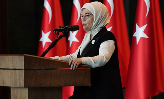 Emine Erdoğan: İslam'ın kadına verdiği değeri anlatamıyoruz