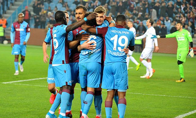 Erzurumspor, Trabzonspor'a 5-0 mağlup oldu