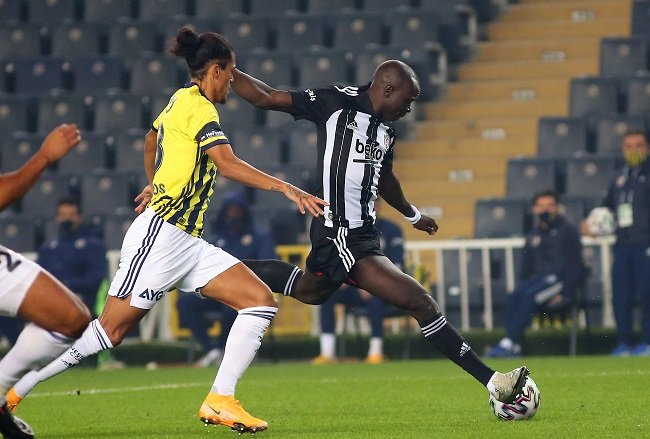 Fenerbahçe - Beşiktaş derbisini Beşiktaş 4-3 kazandı