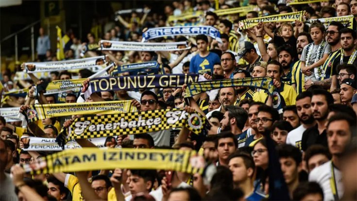 Fenerbahçe taraftarından Berat Albayrak'a: 'Damat istifa'