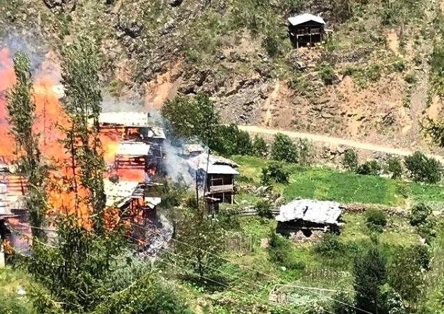 Fındıklı Belediyesi'nden 30 evin yandığı köy için yardım çağrısı