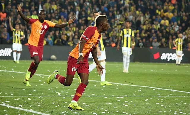 Galatasaray iki transfer birden açıkladı