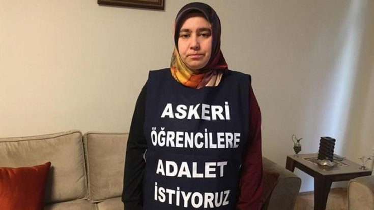 Harbiyeli öğrenci annesi Melek Çetinkaya tahliye edildi