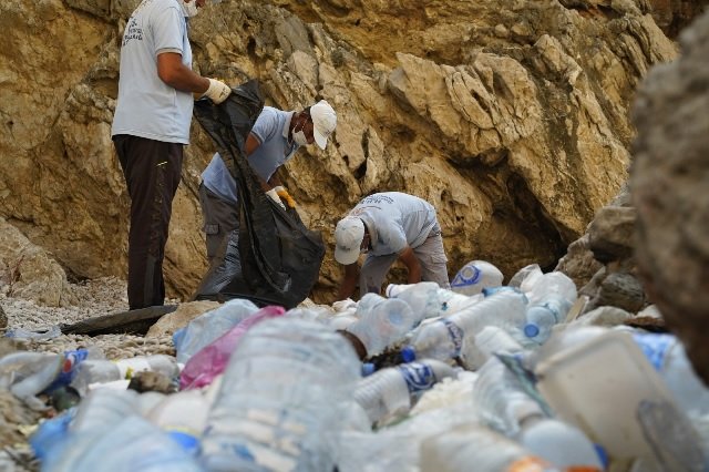 Hatay Büyükşehir Belediyesi, Yayladağı Karamağara'yı çöp yığınlarından kurtardı
