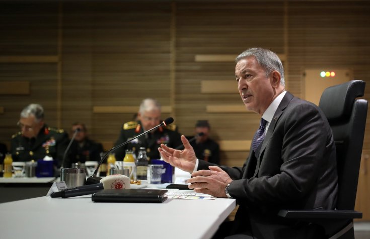 Hulusi Akar: Yunanistan gayri askeri statüdeki 23 adanın 16'sını silahlandırdı