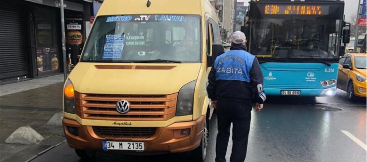 İBB'den toplu ulaşımda güvenli mesafe düzenlemesi