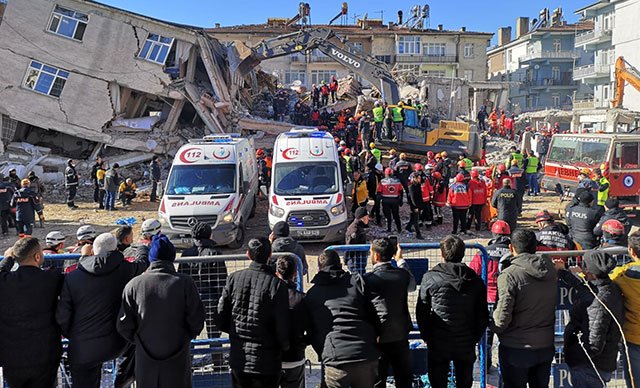 İçişleri Bakanlığı'ndan, Elazığ'a yapılan yardımlara ilişkin açıklama