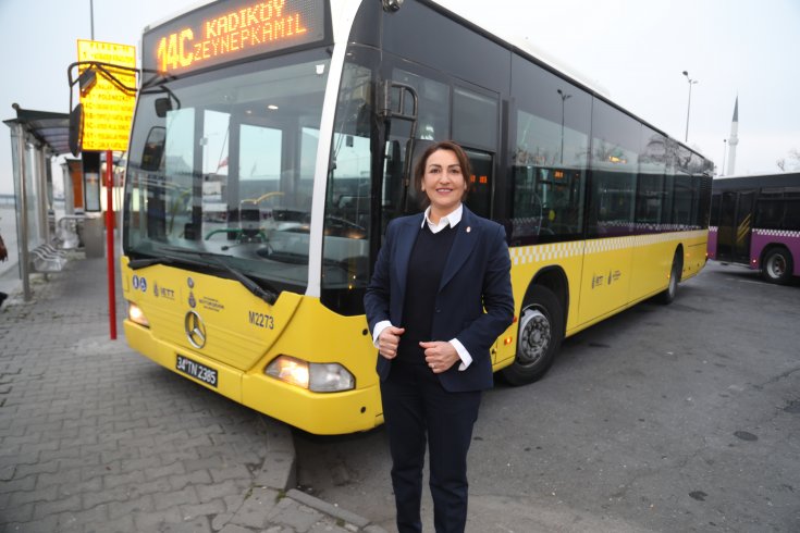 İETT’de 9 kadın şoför göreve başladı