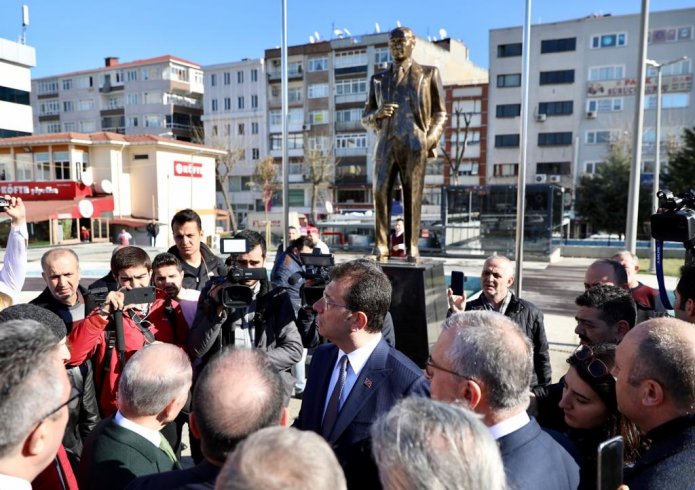 İmamoğlu: İlçelerimizle bire bir diyalogu en üst seviyede tutmak istiyoruz