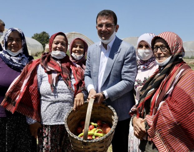 İmamoğlu: Size vaatler vermek için değil, yaptıklarımızı konuşmak için buradayız